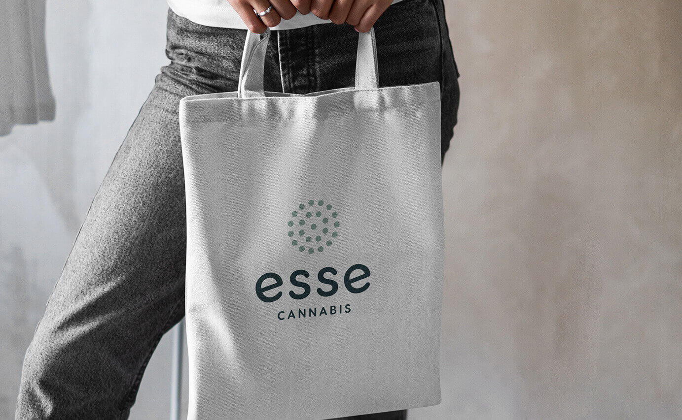 Esse | Tote bag design for cannabis company
